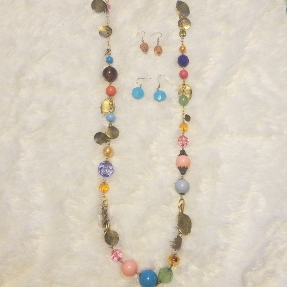 Textured multicolored necklace PLUS two bonuses